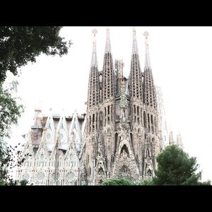 Meet your Posher, Claudia